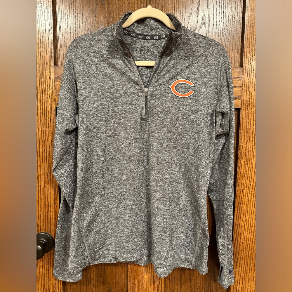 Chicago Bears NFL Women’s Nike Fitted Dri-Fit Long Sleeve Mock Zip, Large